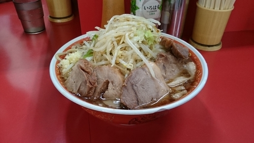「大豚・カタメ(ニンニク少しヤサイカラメ)￥８５０」@ラーメン二郎 上野毛店の写真