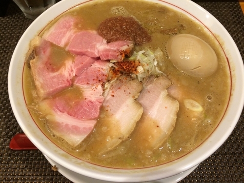 「華金味噌らぁ麺(800円)＋チャーシュー(250円)」@麺庵ちとせの写真