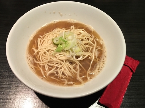 「中華そば（小）」@自家製麺 伊藤 銀座店の写真