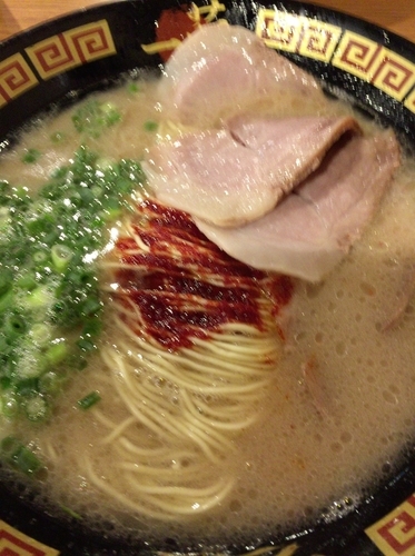 「ラーメン ＋ チャーシュー」@一蘭 浅草店の写真