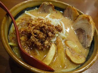 「北海道味噌・味噌漬け炙りチャーシュー麺」@麺場 田所商店 高崎店の写真