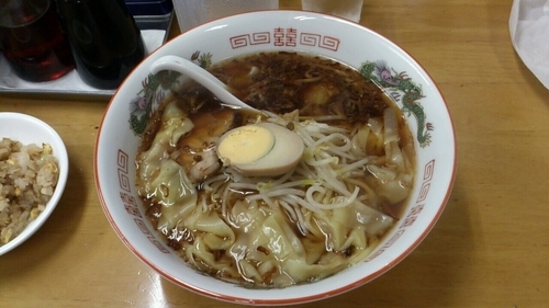 「ワンタンメン_700円」@中華料理 喜楽の写真