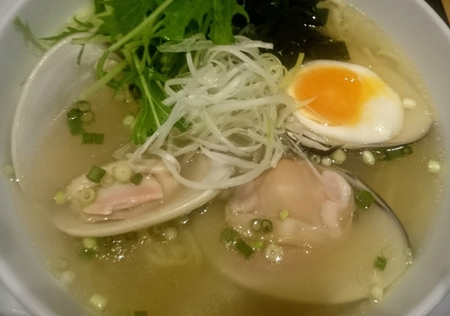 「はまぐりらぁめん」@麺屋 海神 池袋店の写真