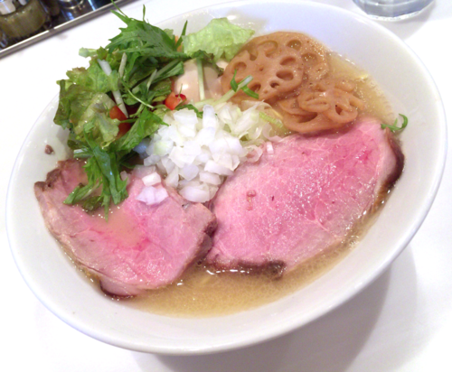 「【2周年限定】鯛と鶏の濃厚ラーメン800円＋味玉」@麺や 彩～iro～の写真