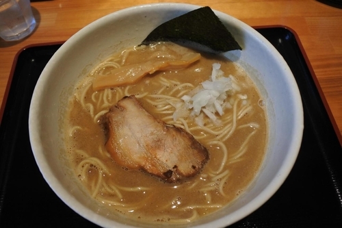 「鶏煮干ラーメン」@麺家 一鶴の写真