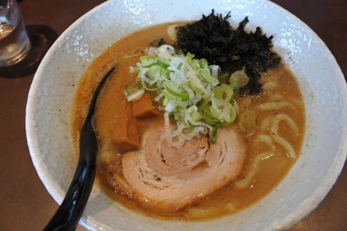 「濃厚煮干そば」@中華そば 響の写真