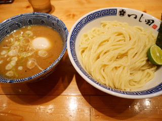 「濃厚味玉つけ麺」@つじ田 神田御茶ノ水店の写真