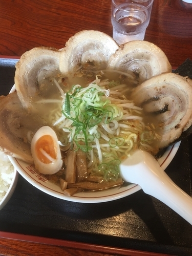 「塩チャーシュー麺＋大盛り＋トッピングチャーシュー2枚」@麺家 香湯らーめんの写真