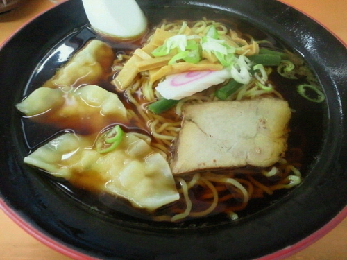 「ギョーザラーメン 520円」@美うら食堂の写真