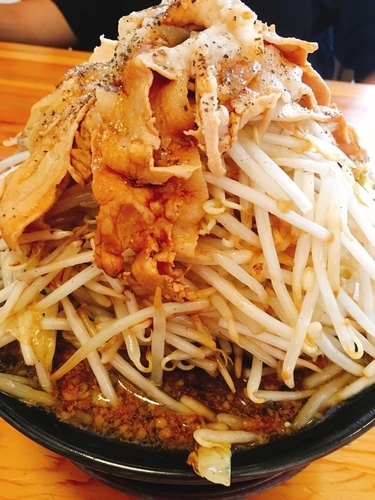 「【MVO盛】全アカギ盛り」@男気らーめんアカギ 栃木佐野店の写真