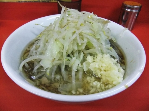 「麺半分（豚1枚）（650円）」@ラーメン二郎 茨城守谷店の写真