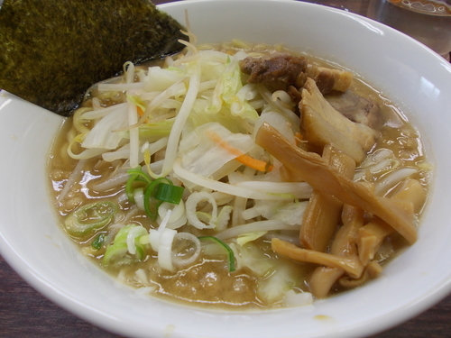 「よしのじラーメン　剛」@麺屋 よしのじの写真