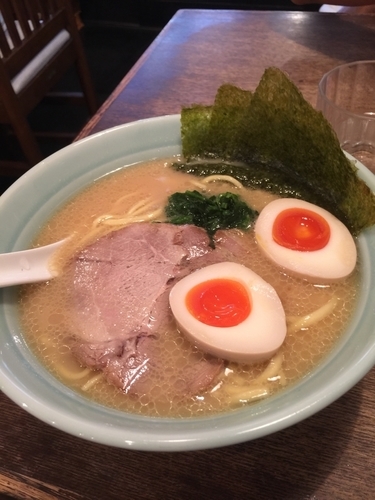「味玉ラーメン780円、硬め」@豚骨醤油らーめん 浅草隊の写真