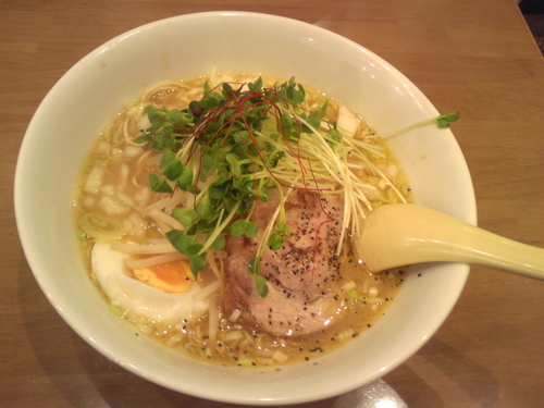 「鶏パイタンSOBA」@麺屋 Hulu-luの写真