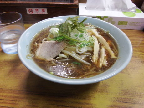 「正油ラーメン」@福来軒 すすきの店の写真
