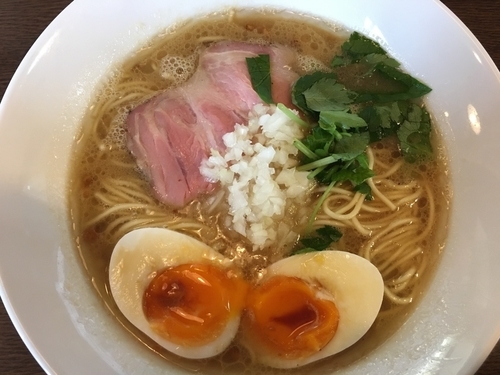 「にんにくそば 500円（とろ玉+100円）」@麺屋SOの写真