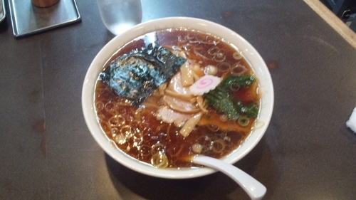 「青島ラーメン（大）」@青島食堂 宮内駅前店の写真