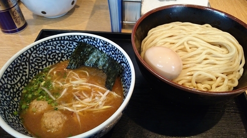 「半熟味玉濃厚魚介つけ麺(中盛) ￥ 980」@麺屋 一燈の写真