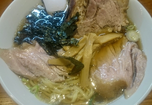 「チャーシューらぁめん」@神田らぁめん 悠 HARUKAの写真