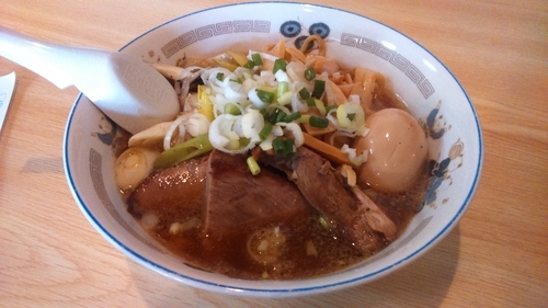 「ねぎチャーシュー760円+メンマ100円+味玉100円」@手打ラーメン 長八の写真