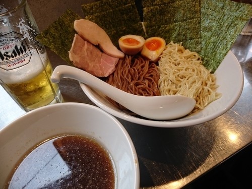 「Black & Whiteつけそば980円＋ビール&etc」@さんじの写真