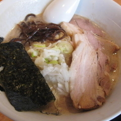 麺屋りょうの画像