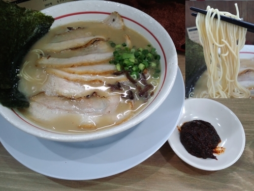 「チャーシュー麺880円＋うま辛みそ20円」@麺場 絆1048の写真