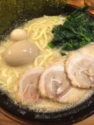 「味玉ラーメン(塩)」@横浜家系ラーメン 壱角家 新宿3丁目店の写真