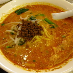 上海港 大門店の画像