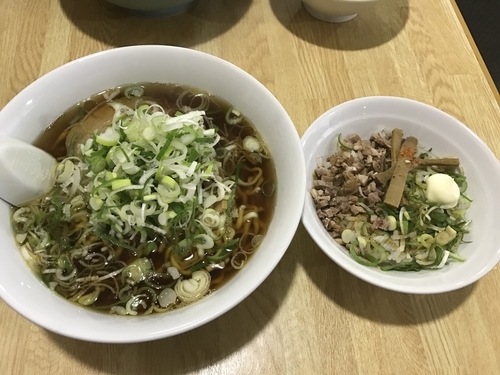 「最高の中華 ネギ増し 500円+50円」@まる鐡二代目の写真