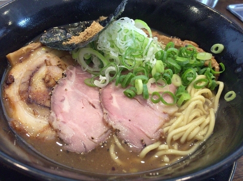「侍らぁめん 690円 チャーシュー追加 100円」@麺侍 どらぁご ひたち野うしく店の写真