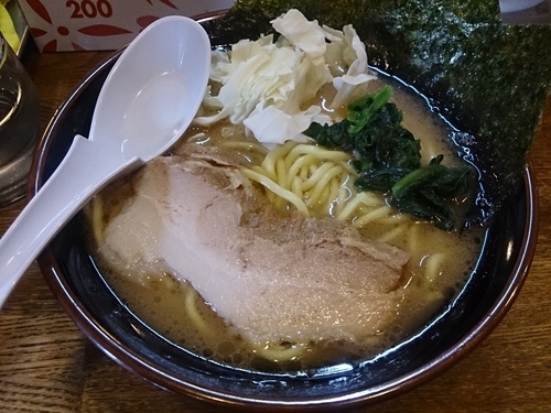 「豚骨塩らあめん 並」@らあめん 塩八の写真