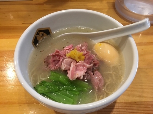「味玉真鯛ラーメン」@真鯛らーめん 麺魚の写真