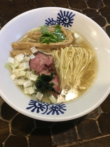 「【限定】淡麗 渡り蟹の塩そば 800円」@特級鶏蕎麦 龍介の写真