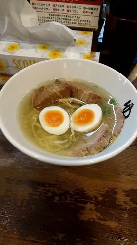 「特製淡麗煮干ラーメン 柚子塩？」@ラーメン専門店ゆうひ屋の写真