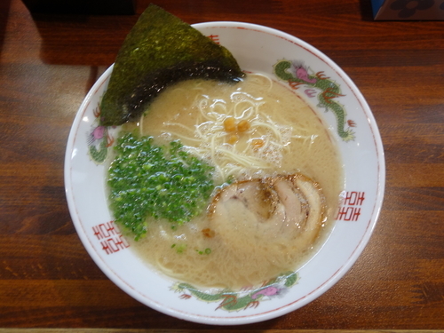 「久留米ラーメン」@山亭 甲府駅前店の写真