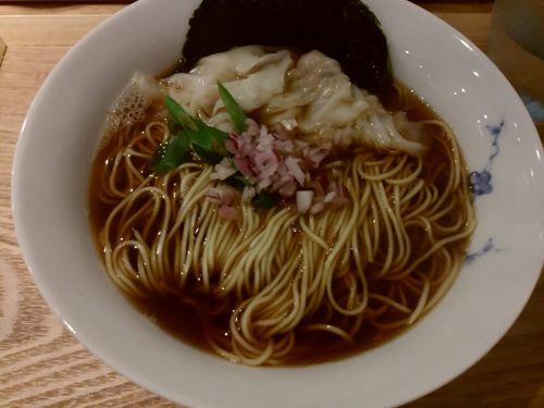 「海老ワンタンそば　850円」@煮干しそば ウメノキスズメの写真