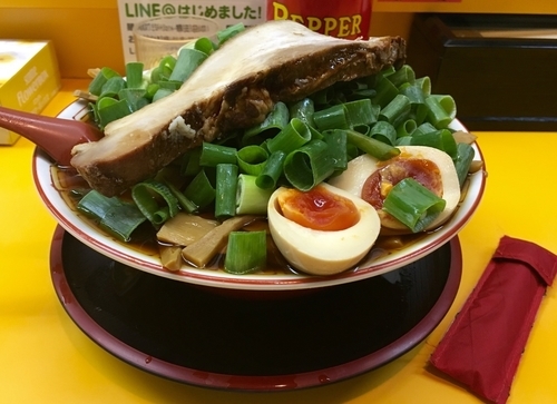 「らーめん ぐる×2の超極太麺中華そば」@麺屋7.5Hz+ 梅田店の写真