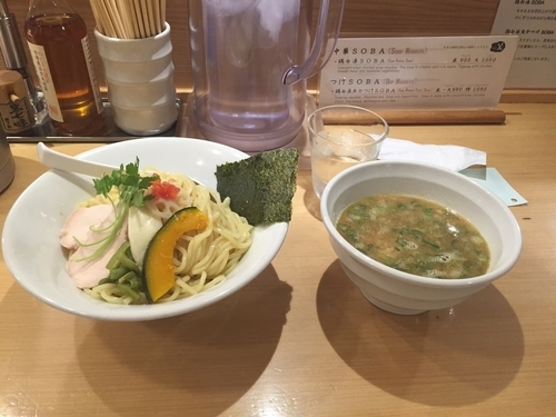 「鶏白湯魚介つけそば」@銀座 篝 銀座エチカ店の写真