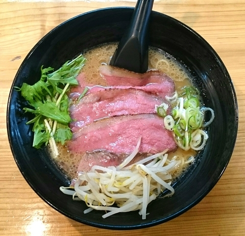 「チャーギュウ麺(黒)」@ラーメン 道玄の写真