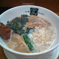 和麺白狐の画像