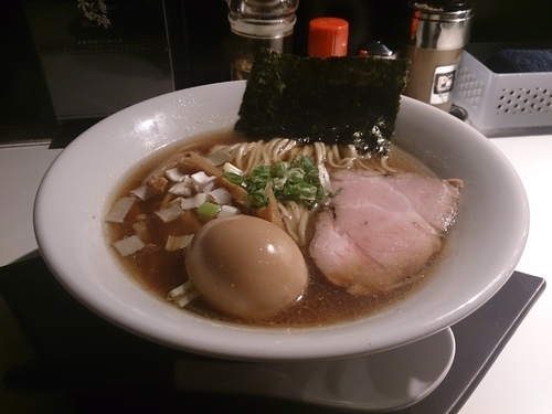 「煮干しそば＋味玉」@一汁三にぼし 裏不如帰の写真