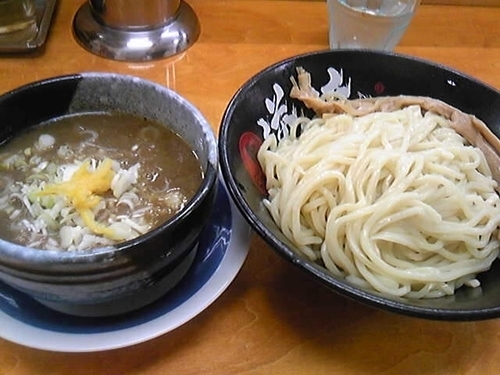 「濃厚魚介つけ麺　中盛300g　（数量限定）」@らーめん逆流の写真