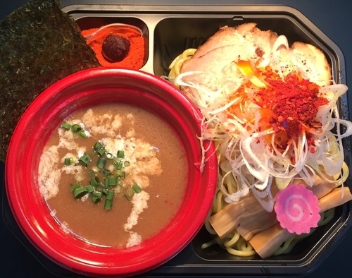 「noodlekitchenみらいゑ 濃厚SILKYつけ麺・熱盛+」@大つけ麺博 2016の写真