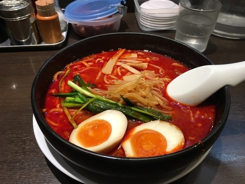 「旨辛麺 四辛」@来来亭 千葉花見川店の写真