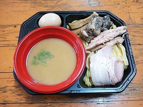 「鶏白湯つけ麺＋黄金盛り（全部のせ）」@大つけ麺博 2016の写真