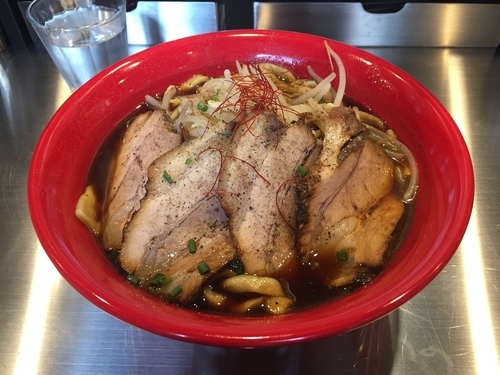 「ブラックらーめん」@麺創研 紅 BLACKの写真