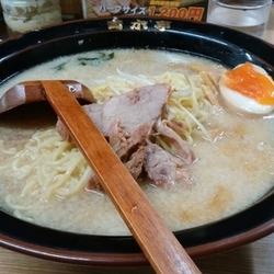 ラーメン　中