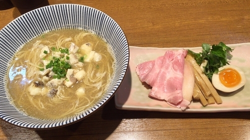 「川越真鯛醤油そば」@寿製麺よしかわ 川越店の写真
