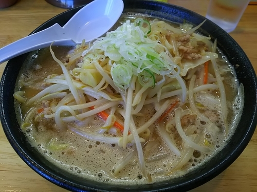 「【限定】みそヘンタイ　＋餃子：サービス券」@らぁめん 鶏支那屋の写真